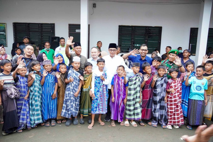 Rico Waas Apresiasi Inisiatif Khitanan Massal 200 Anak di Medan Deli