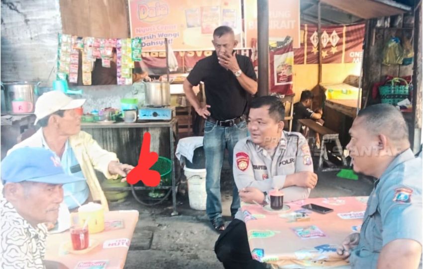 Polsek Siantar Barat Patroli Jalan Kaki Siang Hari, Antisipasi 3C di Pasar Horas