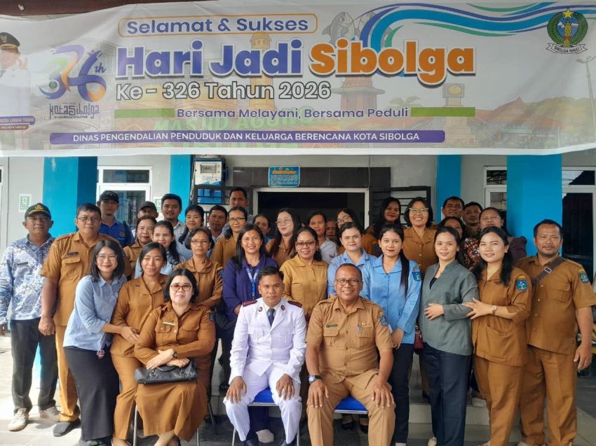 ASN Kristen Protestan Pemko Sibolga Ibadah di Aula Dinas PP dan KB