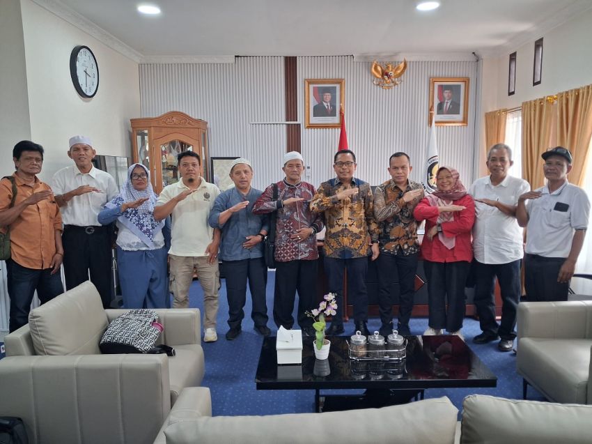 Forum Wartawan Kementerian Haji dan Umrah Sumut Audiensi ke Kemenhaj Sumut, Bahas Penguatan Informasi Haji 2027