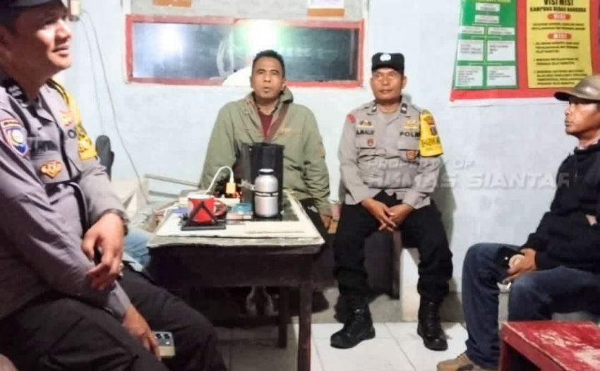 Polres Pematangsiantar Sampaikan Pesan Kamtibmas di Pos Kamling Jalan Sitalasari