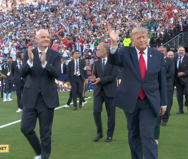 Wacana Piala Dunia 64 Tim Kembali Menguat, Presiden FIFA Dihantam Gelombang Penolakan