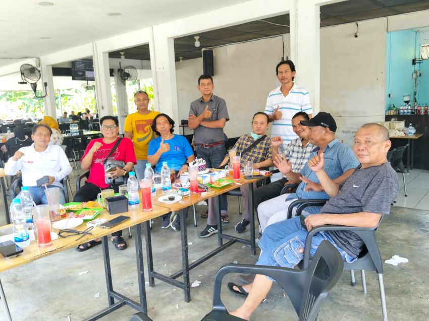 Dimeriahkan Insan Pers & LSM di Medan, M. Arif Tanjung 'Meleleh' di Momen Miladnya