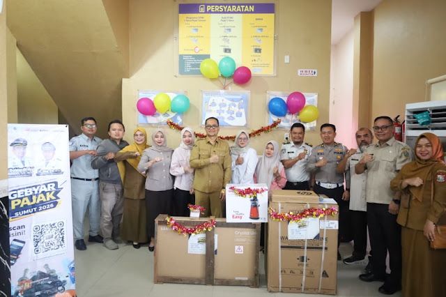 Wakil Wali Kota Tanjungbalai Serahkan Hadiah Kepada 5 Wajib Pajak Penerima Undian Gebyar Pajak Sumut 2026