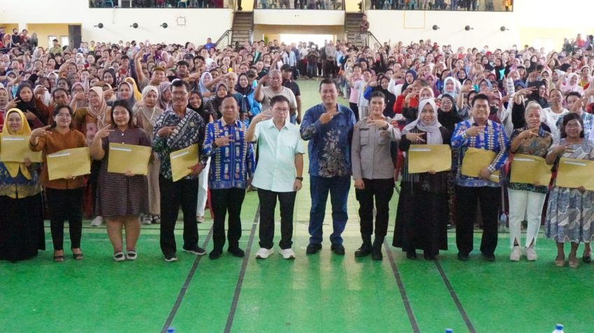 2.000 SK PIP untuk Sekolah se-Kecamatan Lubuk Pakam Diserahkan