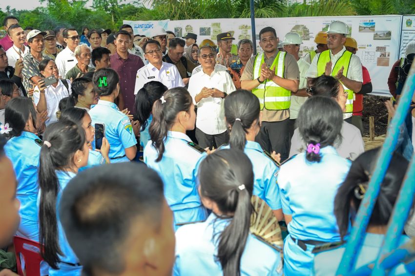 Bobby Nasution Mulai Bangun SMKN 1 Gido, Relokasi Sekolah Langganan Banjir ke Lokasi yang Lebih Layak