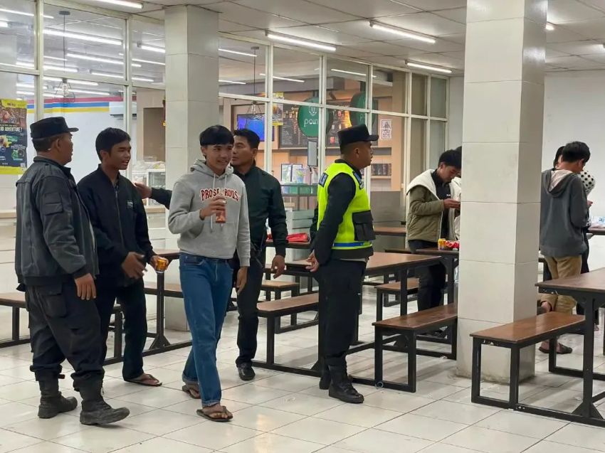 Patroli Skala Besar Polsek Tigapanah Sasar Titik Rawan, Cegah Tawuran dan Balap Liar