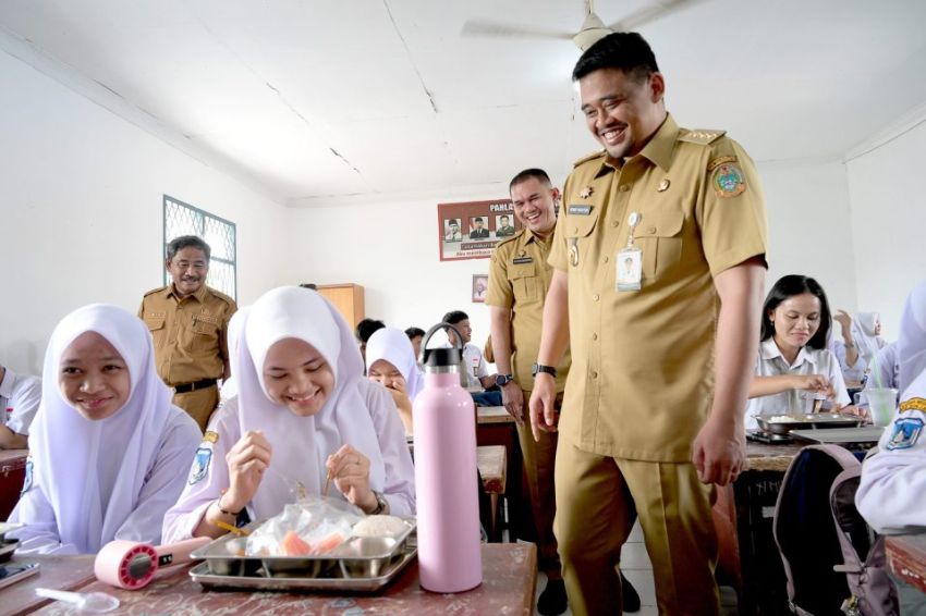 Gubernur Bobby Nasution Buka MPLS 2026 se-Sumut, Tekankan Pentingnya Menghormati Guru dan Orang Tua
