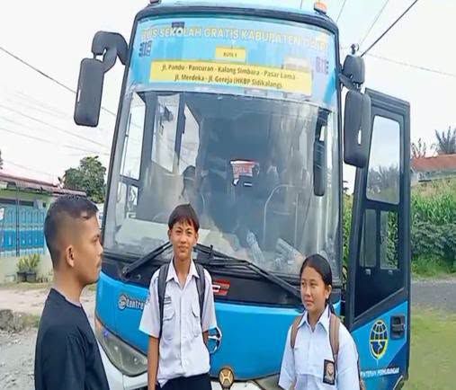 2 Bus Sekolah Gratis di Dairi Beroperasi untuk Siswa Bintang Hulu dan Kalsim