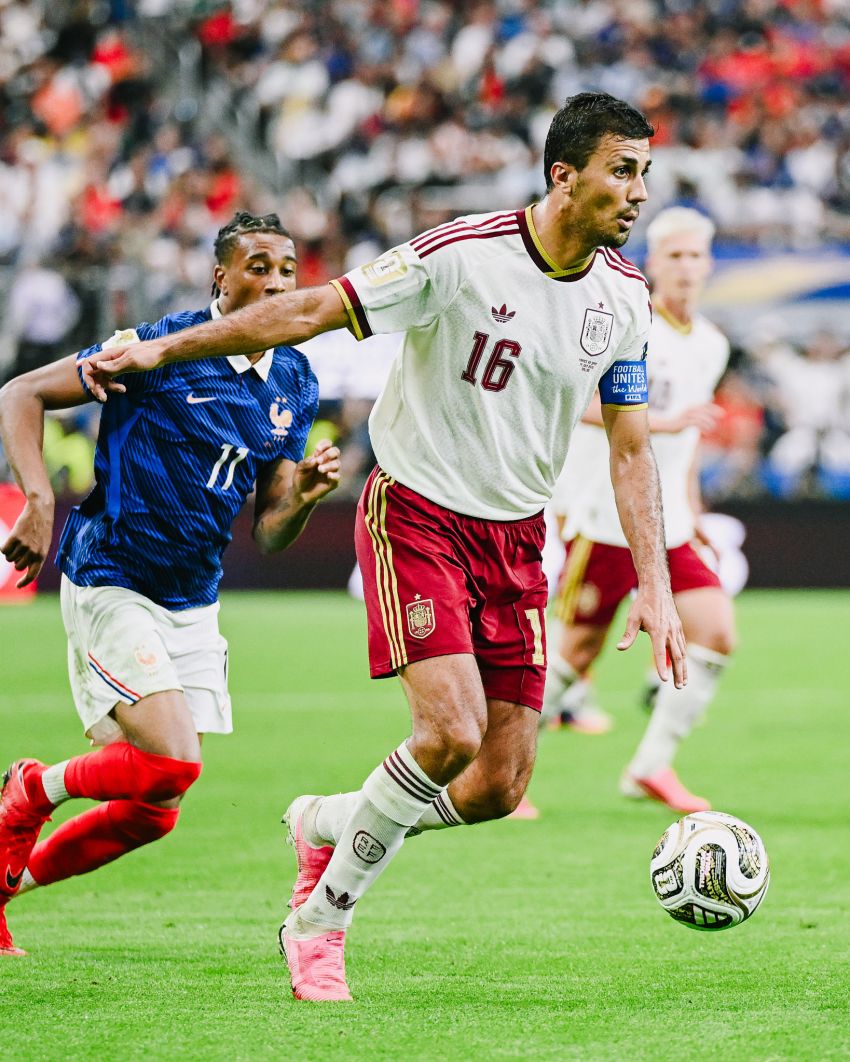 Tampil Mengesankan, Rodri Pemain Paling Dahsyat Antarkan Spanyol ke Final