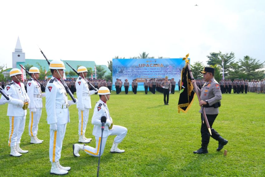 Irjen Pol. Whisnu Hermawan Februanto: Nugraha Sakanti Jadi Amanah, 359 Personel Naik Pangkat Diminta Tingkatkan Pengabdian