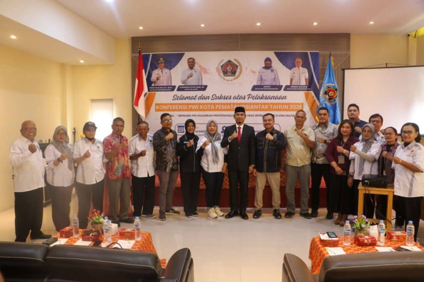 Wesly Silalahi Diwakili Asisten Subrata Lumbantobing Hadiri Konferensi PWI Pematangsiantar