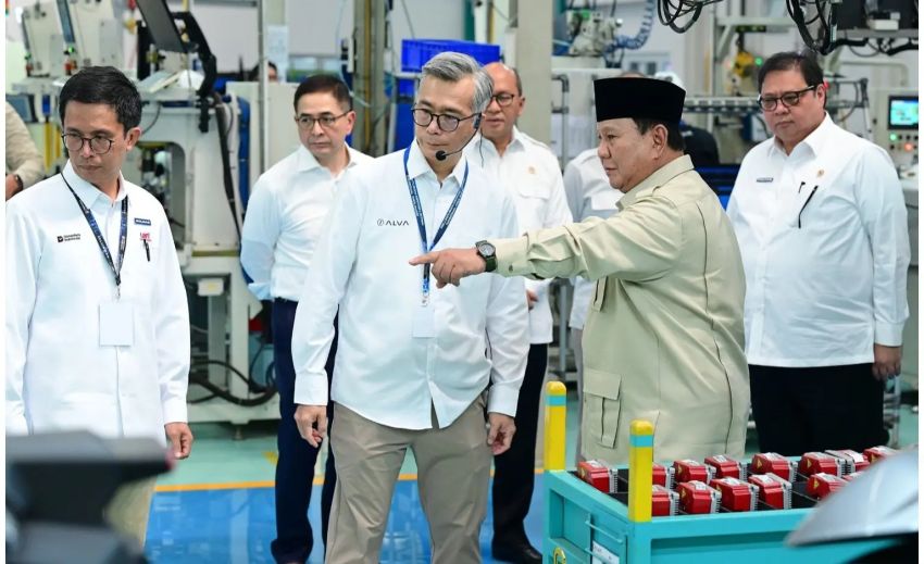 Presiden Prabowo: Yang Masih Pakai Motor Bensin Rasain Sendiri