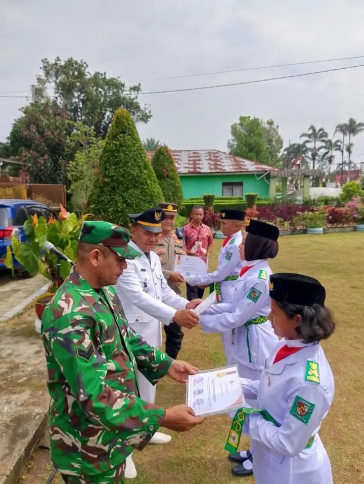 Paskibra Kecamatan Jorlang Hataran Dikukuhkan, Gladi Upacara HUT RI ke-81 Berlangsung Khidmat