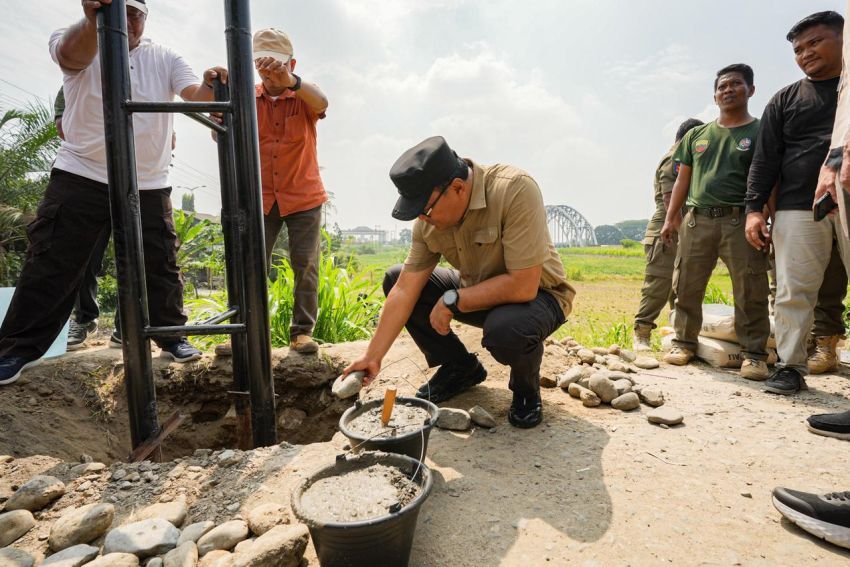 Pasang Pembatas, Akses Truk ke Sungai Ular Dibatasi Cegah Abrasi