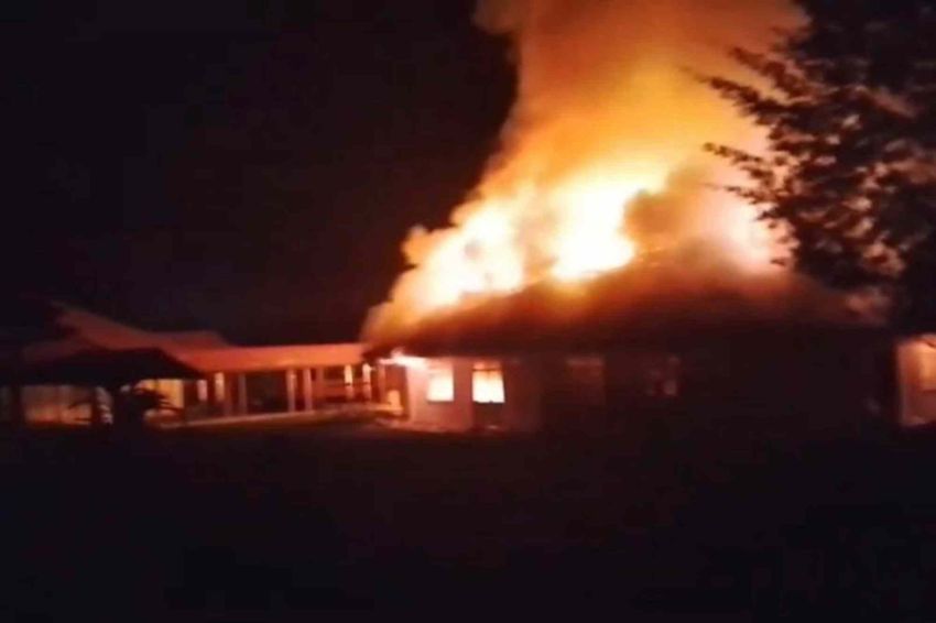 Gara-gara Dana Desa, Sejumlah Kantor Pemerintah di Papua Tengah Dibakar Massa