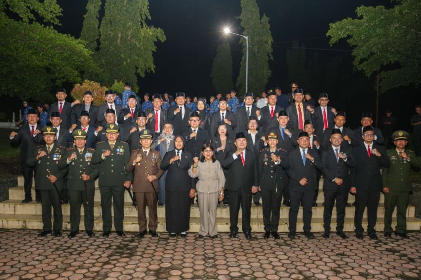 Wesly Silalahi dan Forkopimda Plus Apel Kehormatan dan Renungan Suci di TMP Nagur
