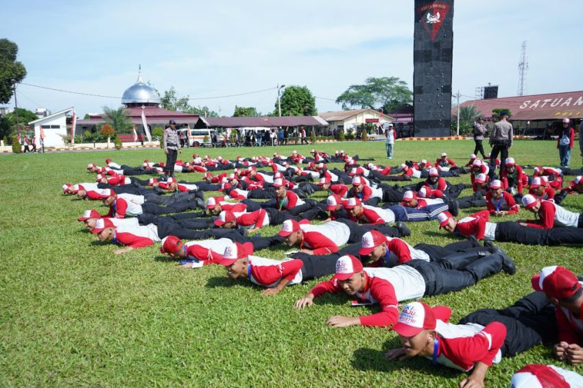 Satbrimob Polda Sumut Gembleng 239 Mahasiswa PTKI Medan, Bentuk Mental dan Karakter Tangguh Serta Berjiwa Bela Negara