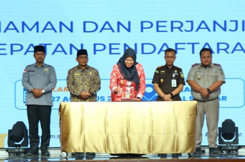 Pemko Pematangsiantar Tandatangani Nota Kesepahaman dan Perjanjian Kerja Sama Dukung Percepatan Pendaftaran Tanah Wakaf