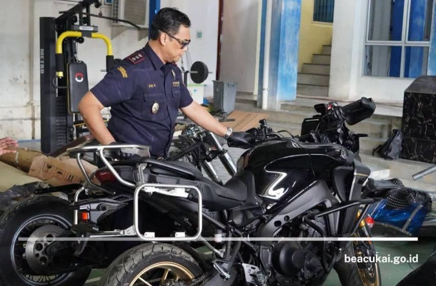 Tim Gabungan Bea Cukai Gagalkan Penyelundupan Moge Ilegal Senilai Rp1,8 M