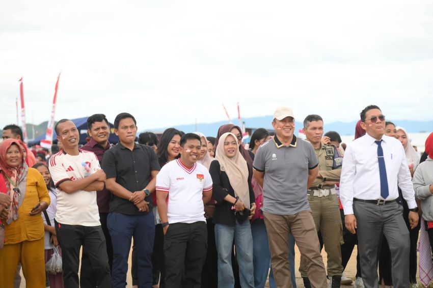 Wali Kota dan Wakil Wali Kota Sibolga Hadiri Kemeriahan Perlombaan ASN