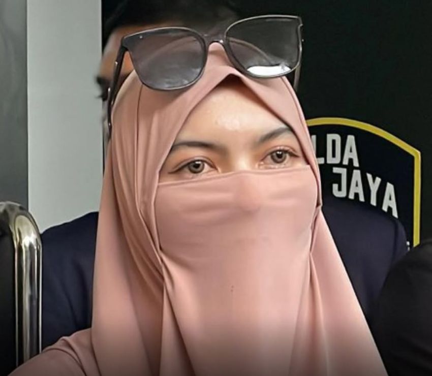 Wardatina Mawa Ehem-ehem dengan Selebgram Azri
