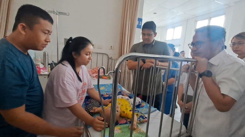 Gubsu Bobby Siapkan Rumah Singgah dan Biaya Transportasi untuk Bayi Penderita Suspek Leukemia Asal Nias Barat