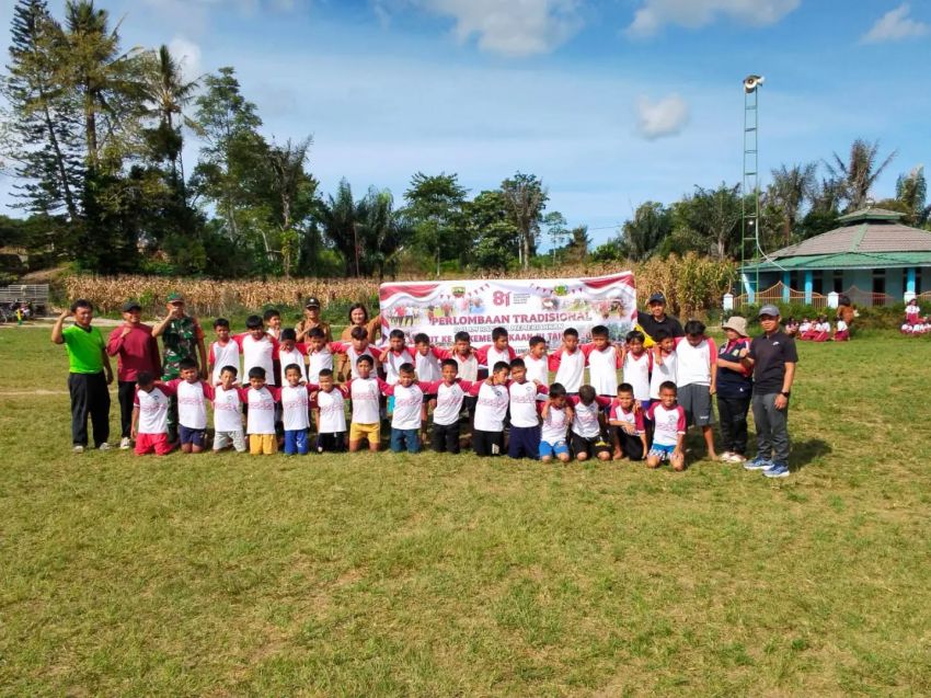 Babinsa Koramil Dolok Pardamean Hadiri Semifinal Sepak Bola Tingkat SD