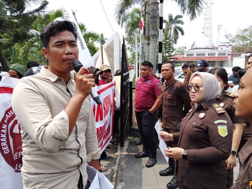 Bimtek 177 Desa di Medan Disorot: Kadis dan Kabid PMD Didesak Dicopot