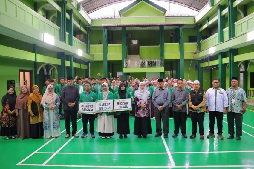 UPZ UINSU Medan Beri Beasiswa dan Pembinaan Berkelanjutan Bagi Mahasiswa
