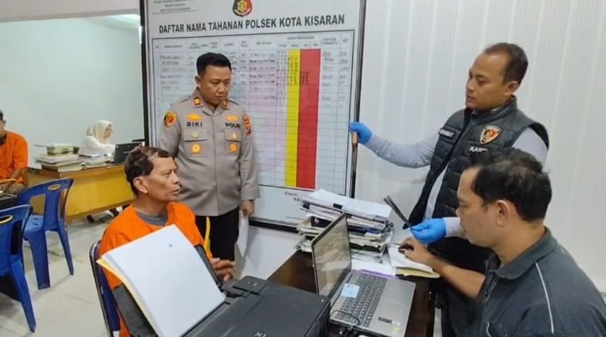 Mabuk Gaes...Terekam Kamera CCTV Tikam Konten Kreator Saat Live, Kena Ciduk Lemas