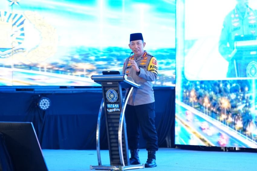 Kapolri Ajak Mahasiswa UMSU Kuasai Teknologi untuk Indonesia Emas 2045