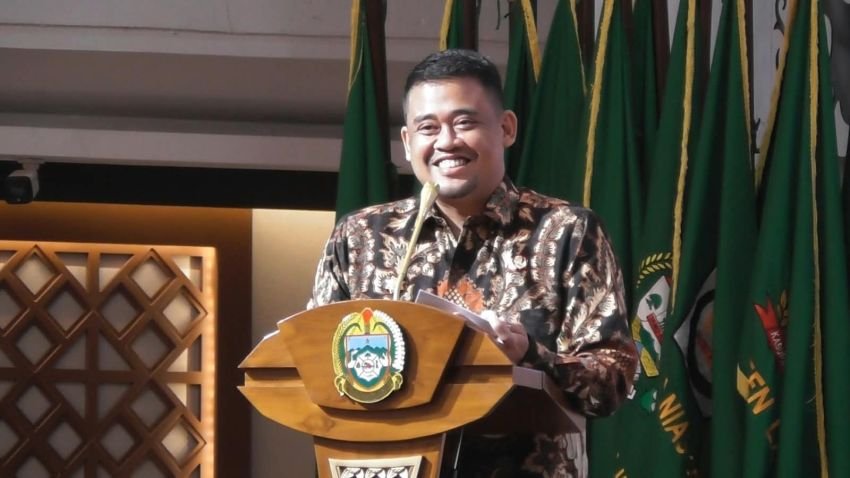 Bobby Nasution Ajak IKM Sumut Perkuat Ekonomi Keumatan dan Industri Halal