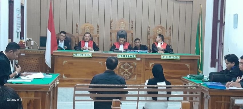 Jaksa Tuntut Heny dan Nur Erdian Berbeda