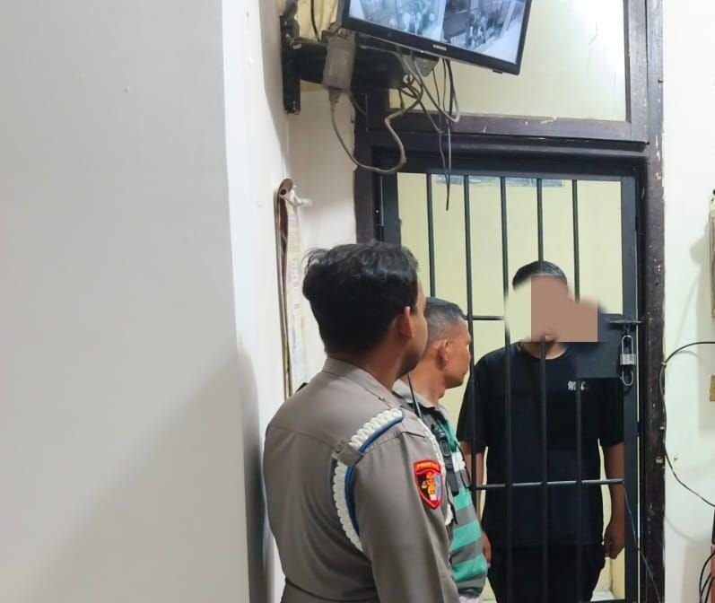 Digerebek Warga Diduga Anu di Dalam Mobil Sama 2 Cewek, Oknum Anggota Polres Tanjungbalai Dipatsus