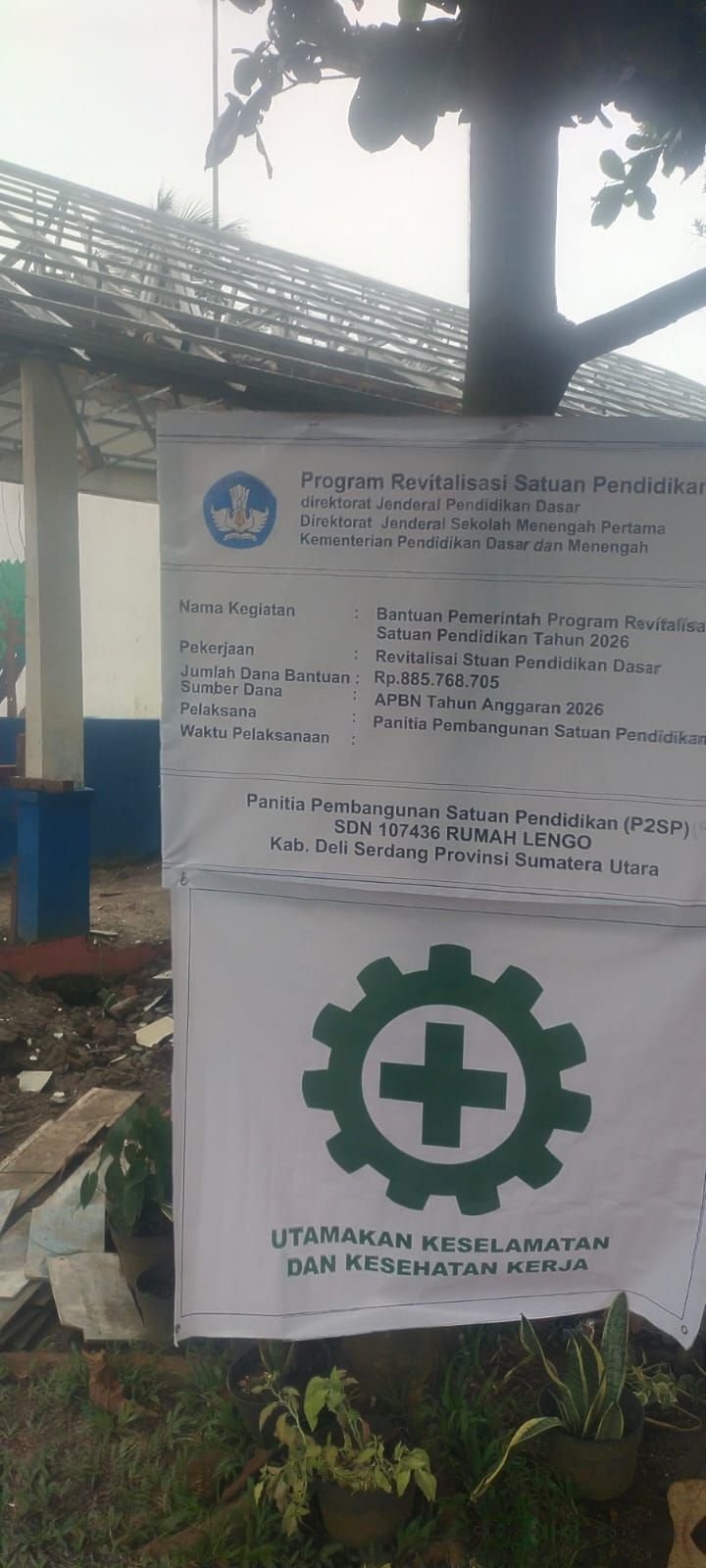 Proyek Revitalisasi SDN 107436 Rumah Lengo Kecamatan STM Hulu Dipertanyakan