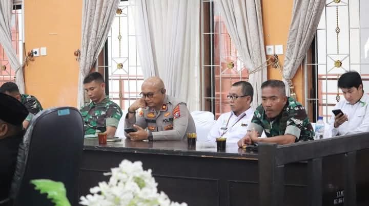 Bupati Pakpak Bharat Sampaikan Nota Jawaban Perubahan APBD Tahun 2026