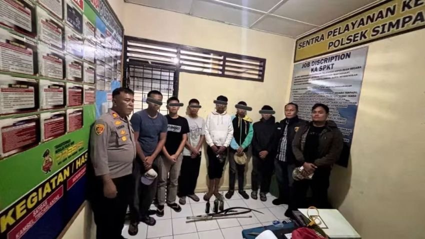 Mau Tawuran di Surbakti, 6 Remaja Diamankan Bawa Sajam dan Molotov