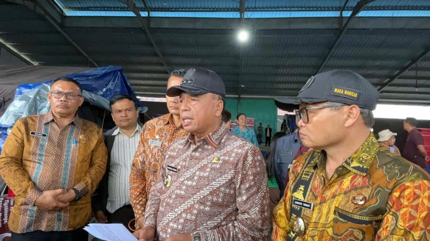 150 Hektare Lahan Pertanian di Naman Teran Tertutup Abu Vulkanik Gunung Sinabung