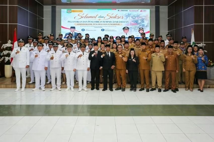 116 Pejabat Administrasi dan Fungsional Pemko Pematangsiantar Dilantik