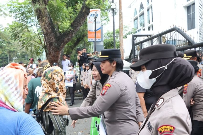 Kapolda Sumut Apresiasi Aksi Damai di DPRD: Aspirasi Tersampaikan, Situasi Tetap Kondusif