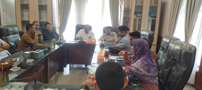 DPRD Langkat Gelar RDP Bersama PERMADA Panggil Manager PLN ULP Tanjung Pura , Ariswan Desak Rekomendasikan Copot Manager