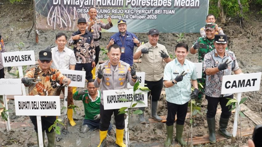 Pemkab Deli Serdang Dukung Pelestarian Pesisir, 1.994 Bibit Mangrove Ditanam di Tanjung Rejo