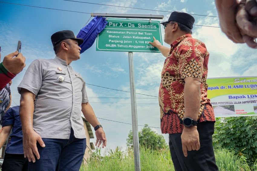 Asri Ludin Tambunan Resmikan Lebih dari 18,4 Km Jalan di Percut Sei Tuan