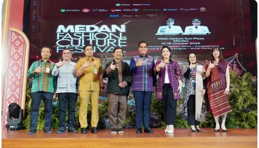 Rico Waas Dorong Ulos Mendunia, MFCF 2026 Jadi Panggung Inovasi Fashion Dan Budaya Medan