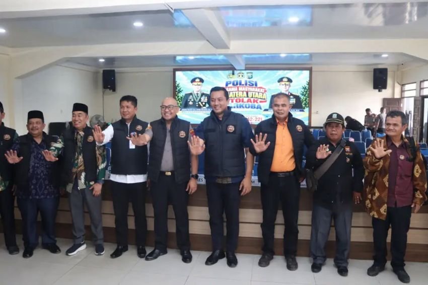 Polres Karo Ikut Deklarasi "Polisi Bersama Masyarakat Sumut Tolak Narkoba"