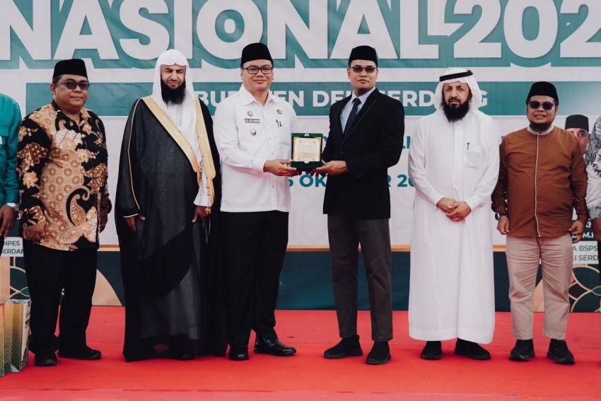 Bupati Deli Serdang Ajak Pesantren Cetak Santri Berdaya Saing