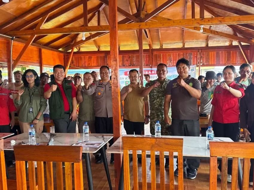 Kapolsek Tigapanah Sosialisasikan Pencegahan Karhutla ke Warga Desa Tongging